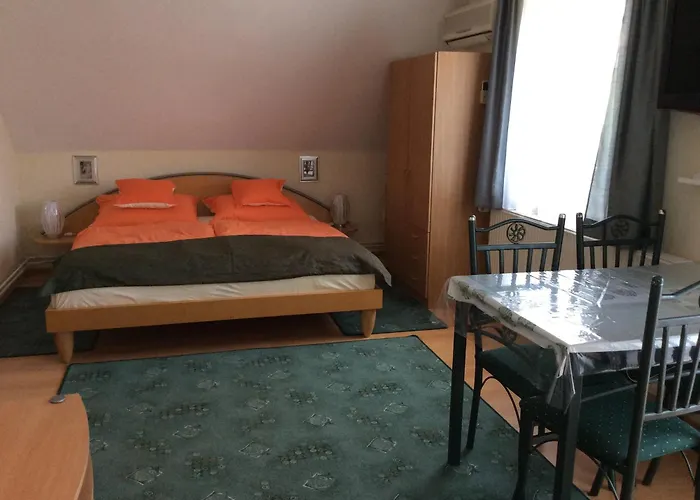 Gyenesi Virag Apartman